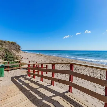 Apartment Precioso Atico En Urbanizacion Jardines De Don Carlos Marbella